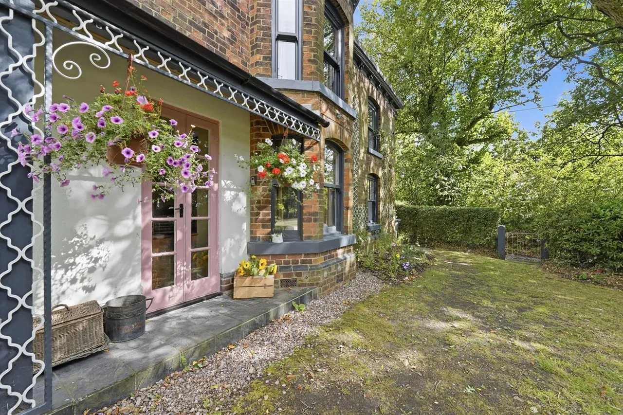 Dark Lane, Henbury, photo 58