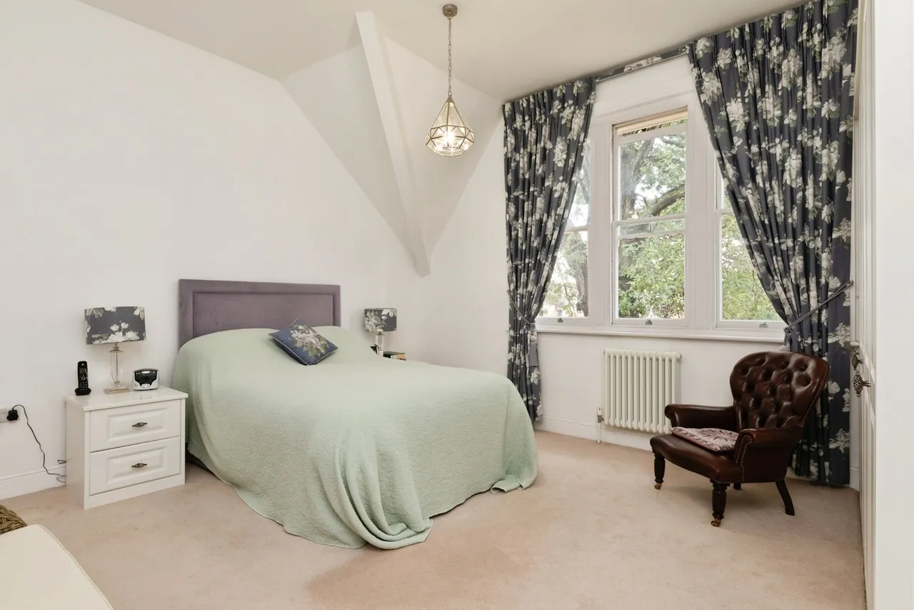 Thomas Barnardo Way, Barkingside, Ilford, IG6, photo 12