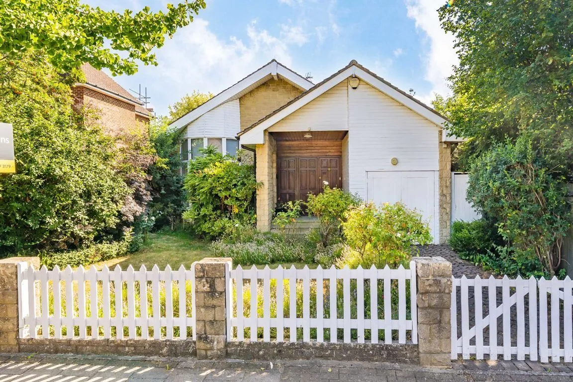 4 bed house for sale, Abbotswood Road, SW16