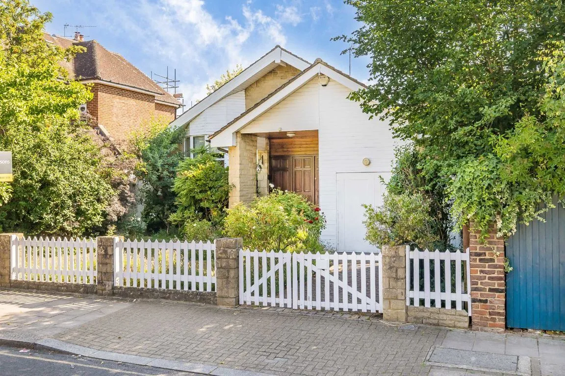 Abbotswood Road, SW16, photo 5