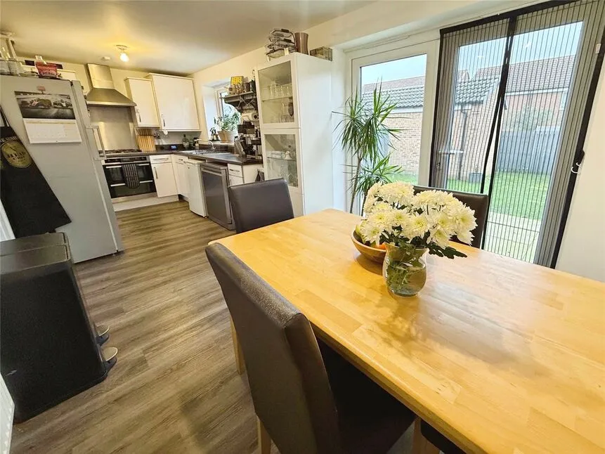 Furnace Close, North Hykeham, Lincolnshire, LN6, photo 6