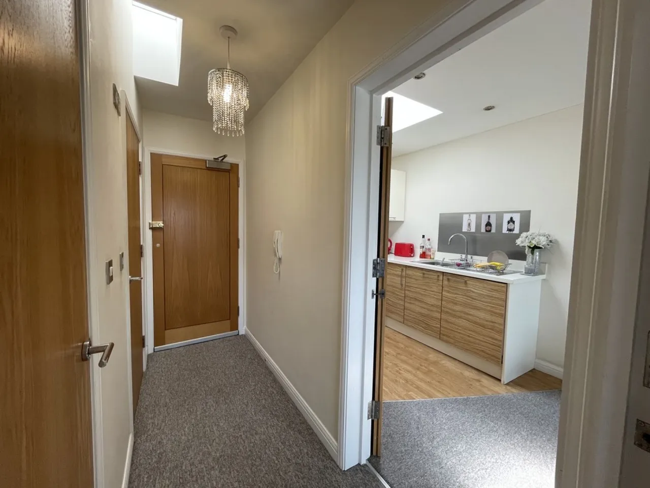 Holdenhurst Road, Bournemouth, photo 8
