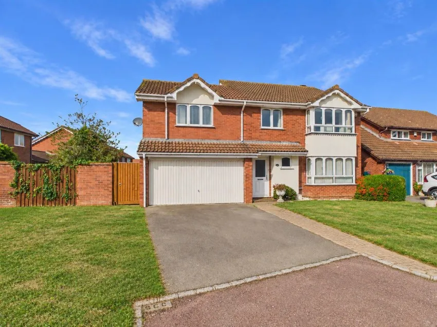 5 bed house for sale, Quail Close, Barnwood
