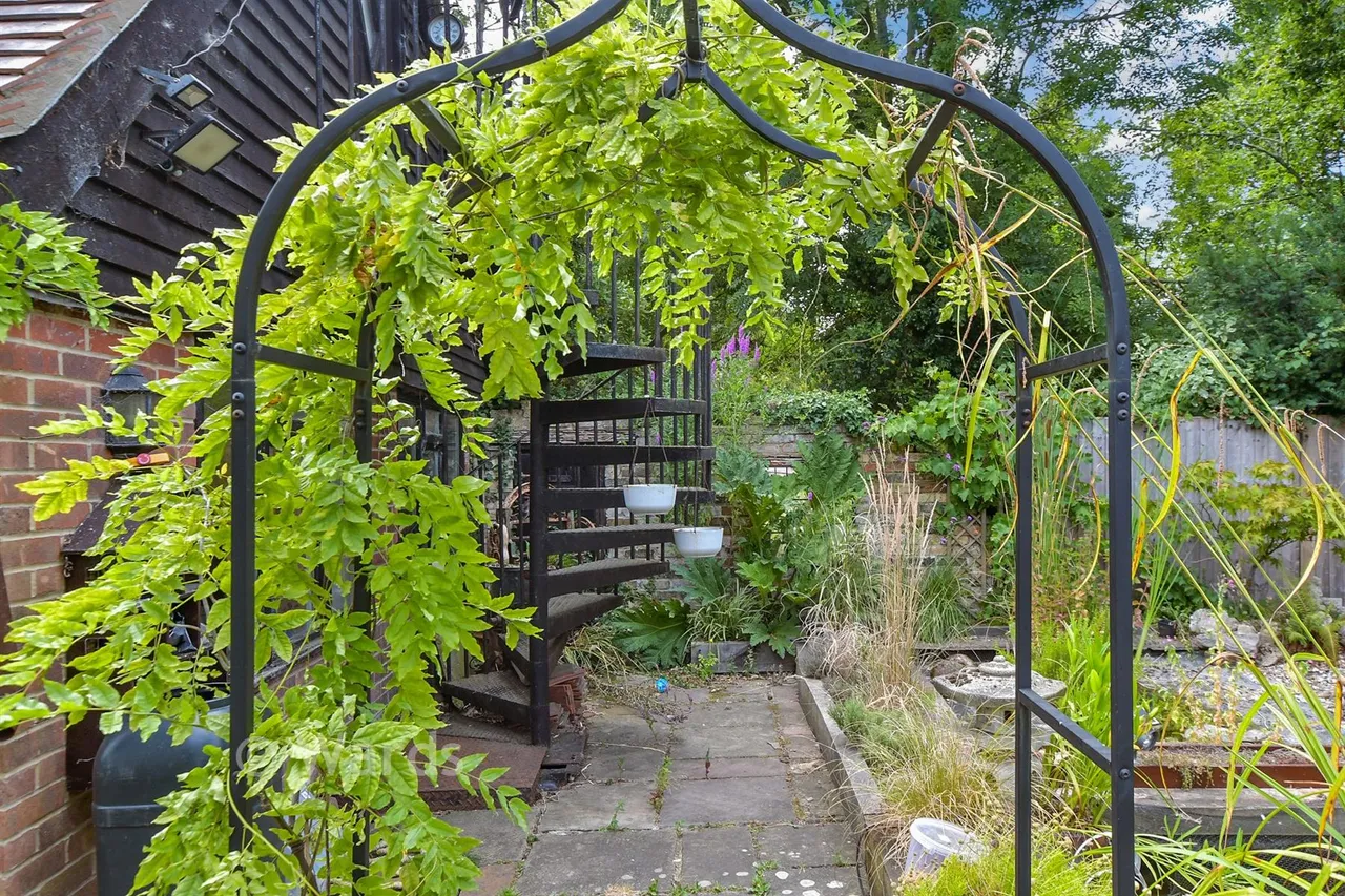 Stone Street, Westenhanger, CT21, photo 9