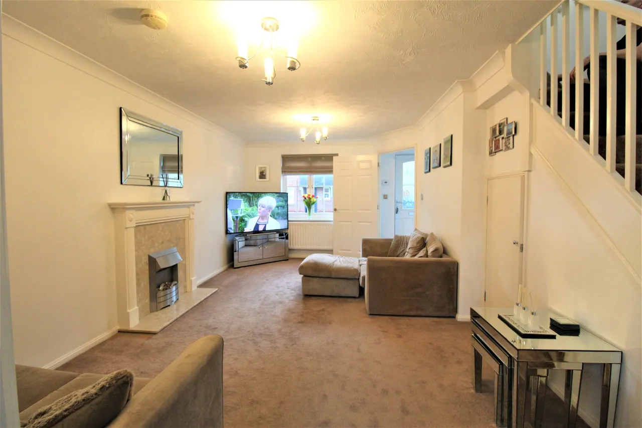 Hedingham Road, Grays, Essex, RM16 6BH, photo 8
