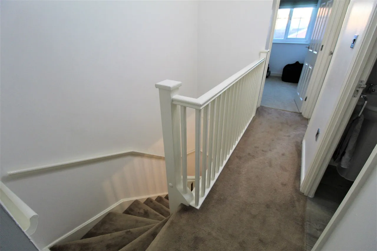 Hedingham Road, Grays, Essex, RM16 6BH, photo 12