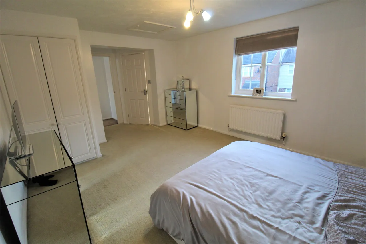 Hedingham Road, Grays, Essex, RM16 6BH, photo 9