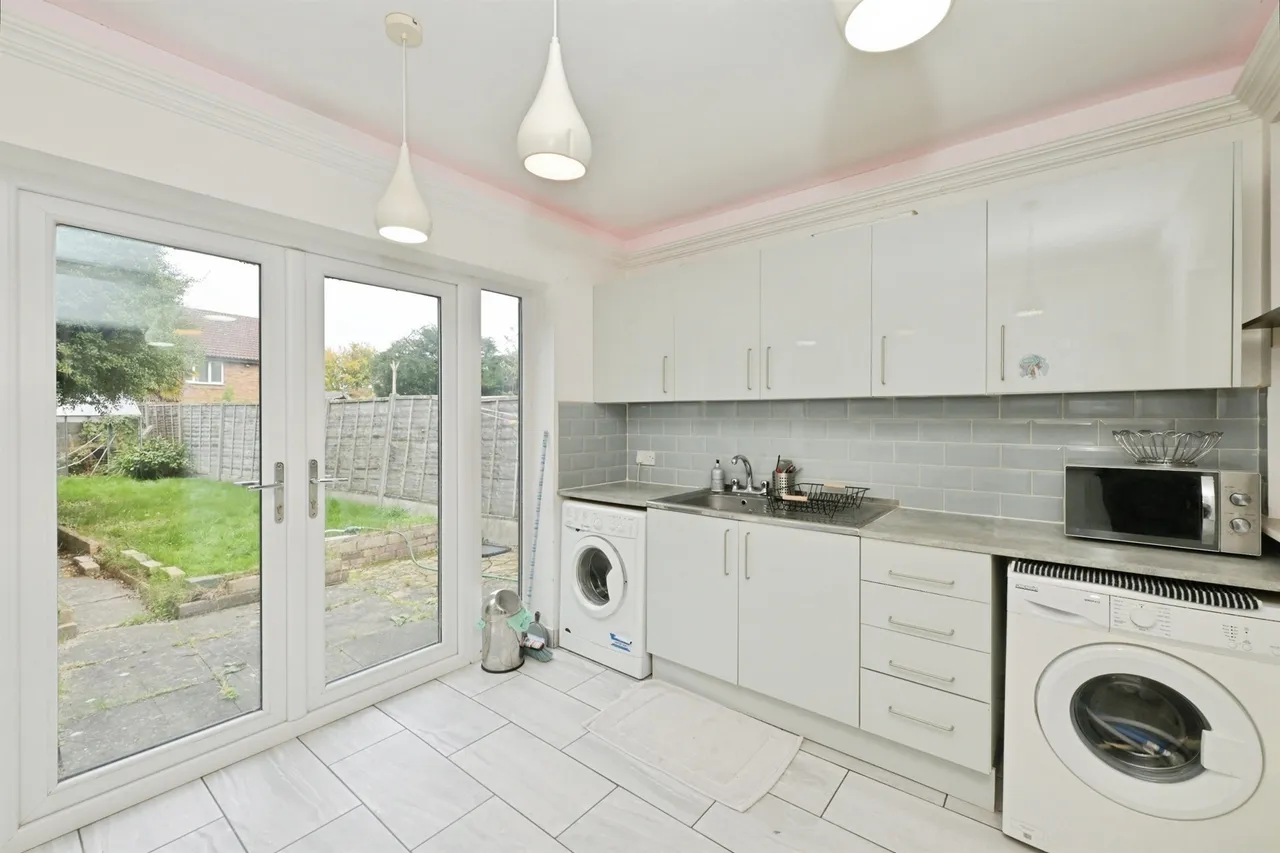 Wharf Road, Broxbourne, photo 6