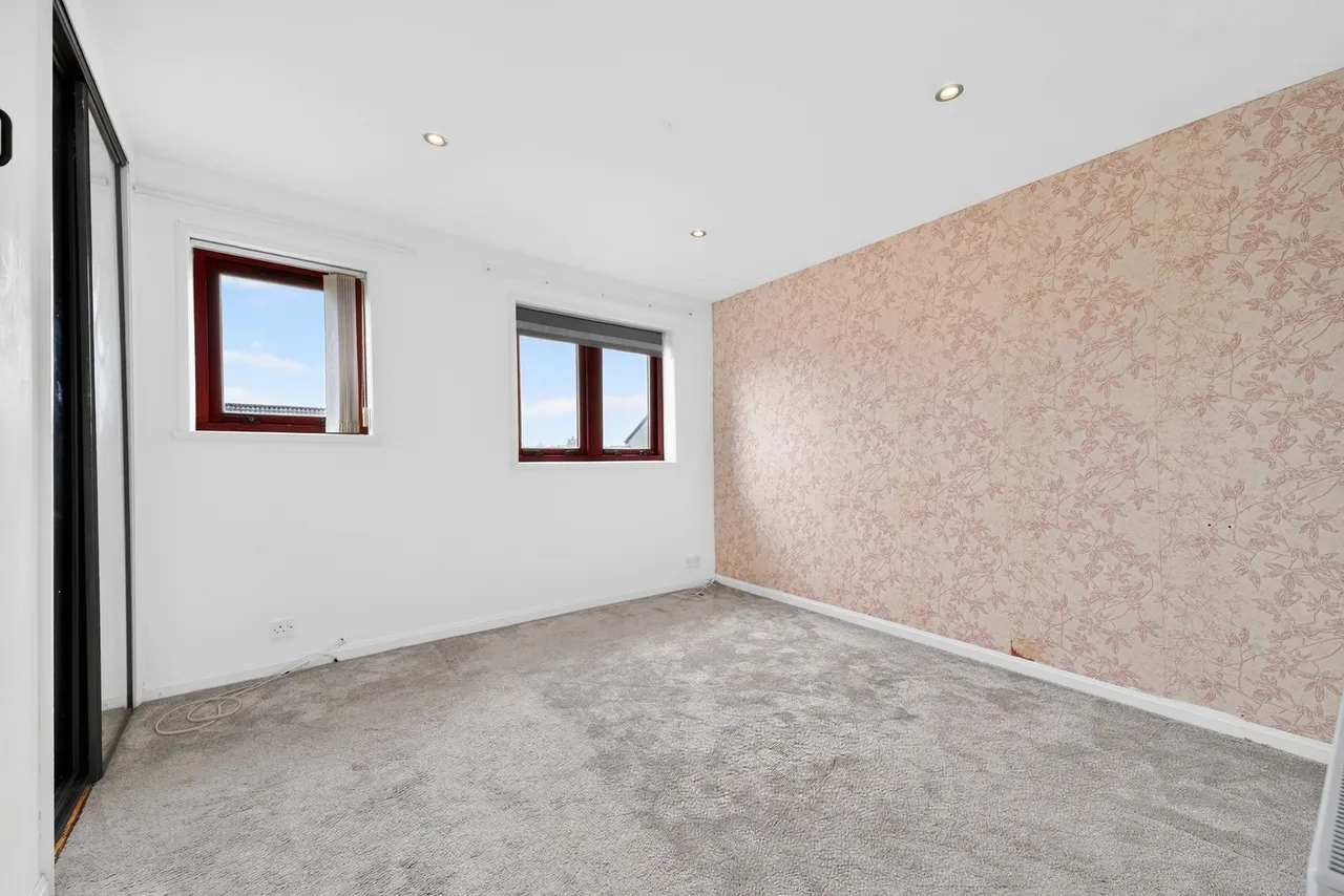 Ballantrae Crescent, Newton Mearns, Glasgow, East Renfrewshire, G77, photo 6