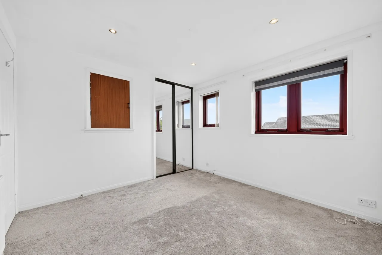 Ballantrae Crescent, Newton Mearns, Glasgow, East Renfrewshire, G77, photo 8