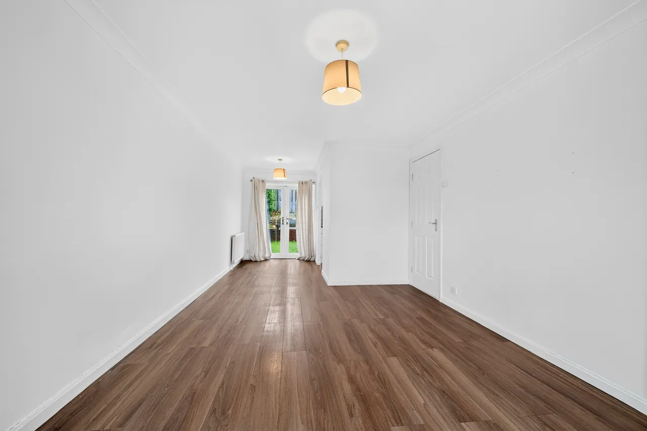 Ballantrae Crescent, Newton Mearns, Glasgow, East Renfrewshire, G77, photo 3