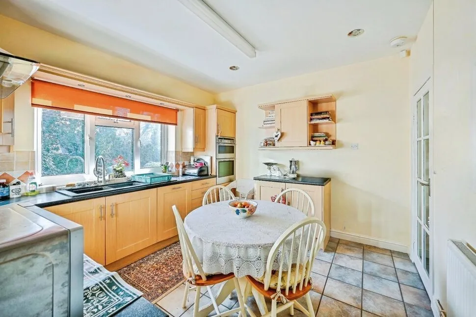 Pinewood Drive, Ashley Heath, Staffordshire, TF9, photo 2