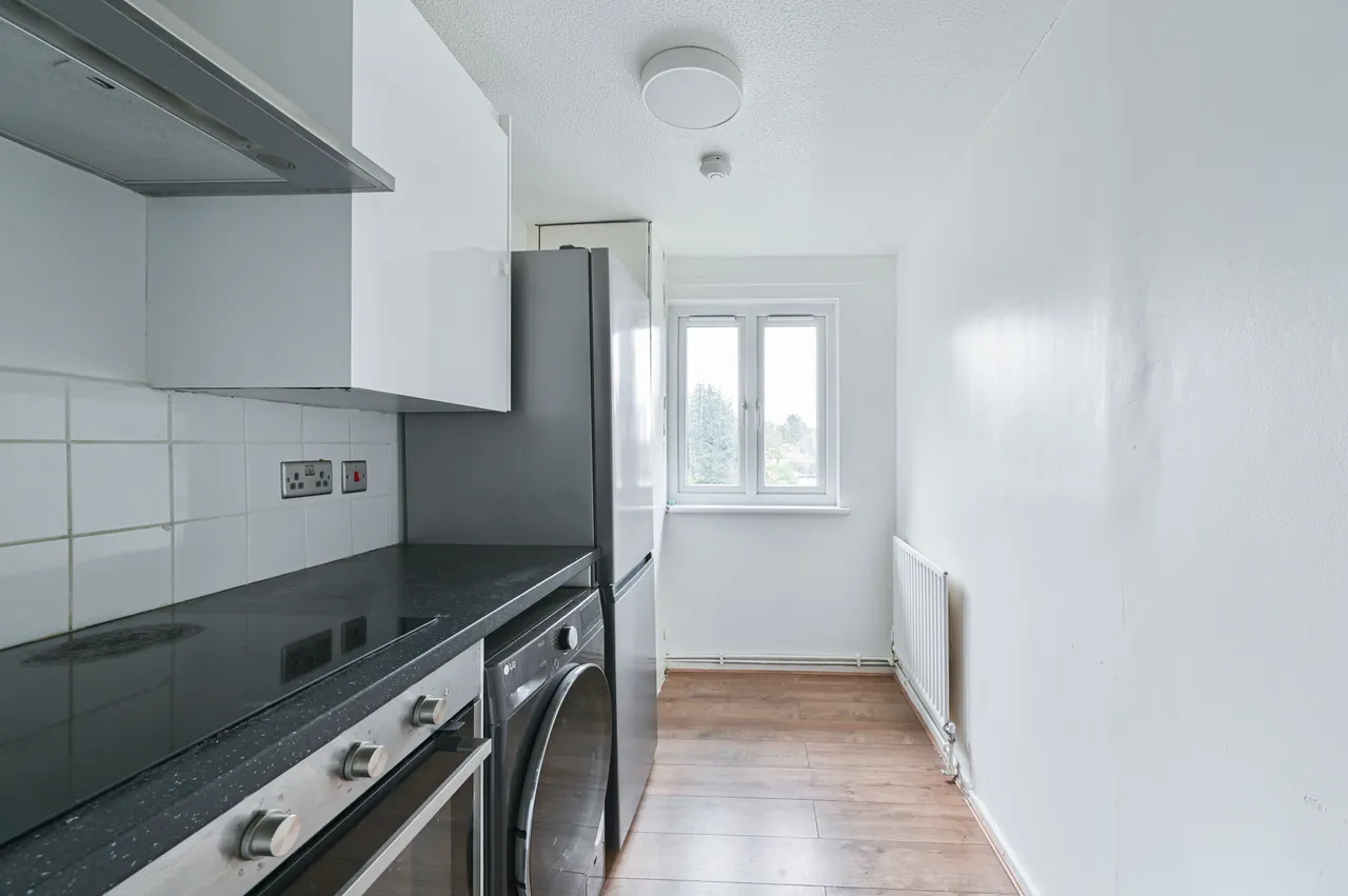 London, SW16, photo 5