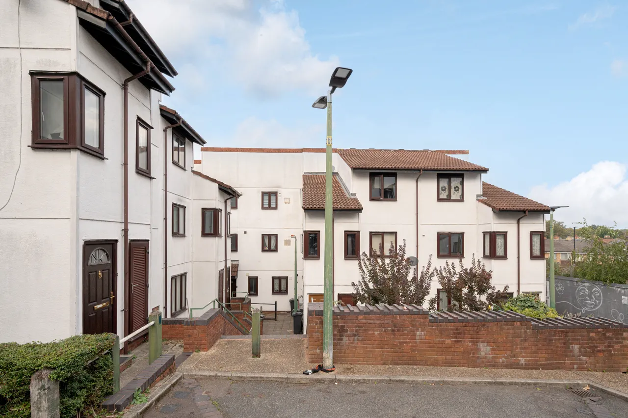 1 bed flat for sale, London, SW16