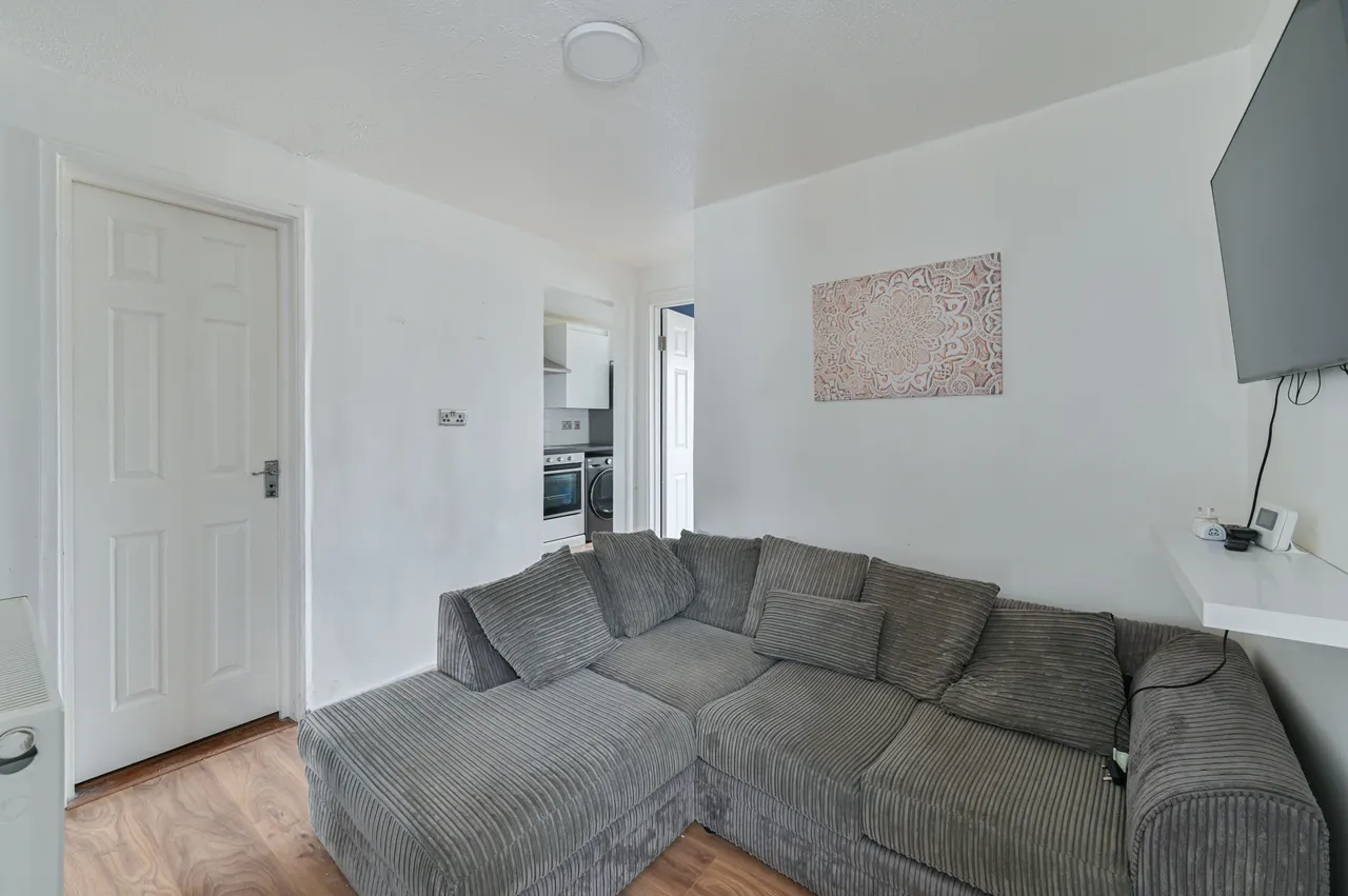 London, SW16, photo 7