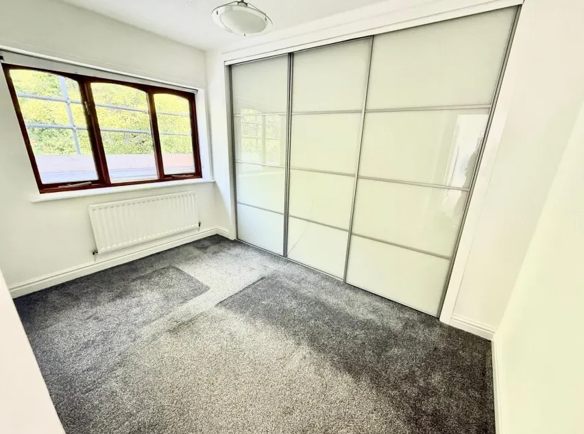 Waveney Drive, Wilmslow, photo 8