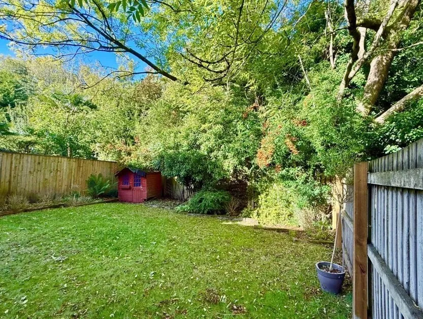 Waveney Drive, Wilmslow, photo 12