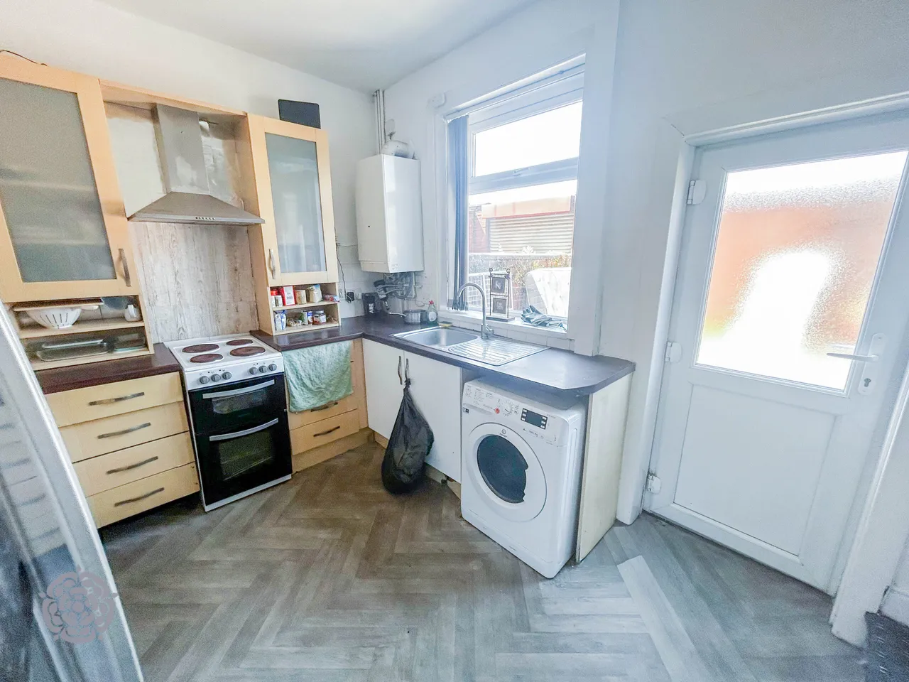 Victoria Grove, Bolton, BL1 4JN, photo 4