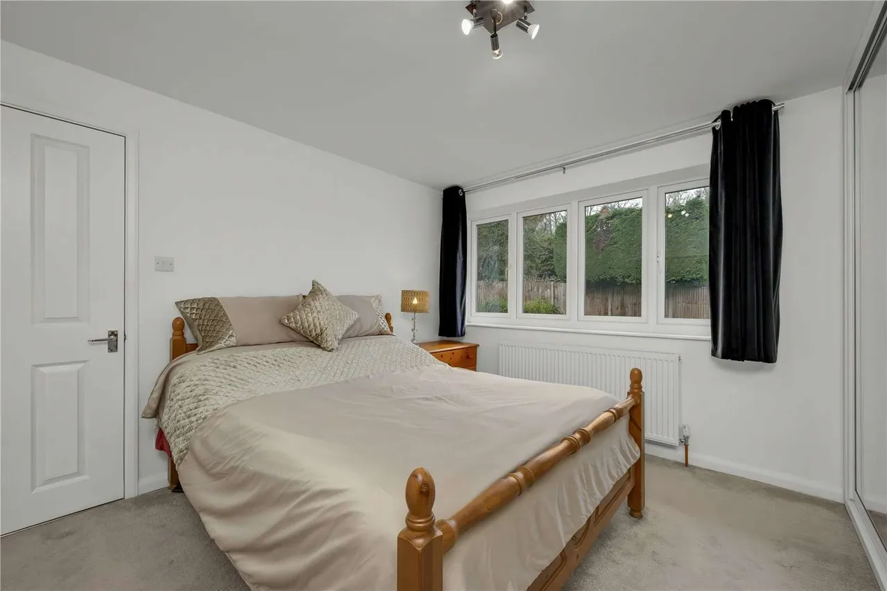 Greatwood Close, Ottershaw, Chertsey, Surrey, KT16 0RB, photo 11
