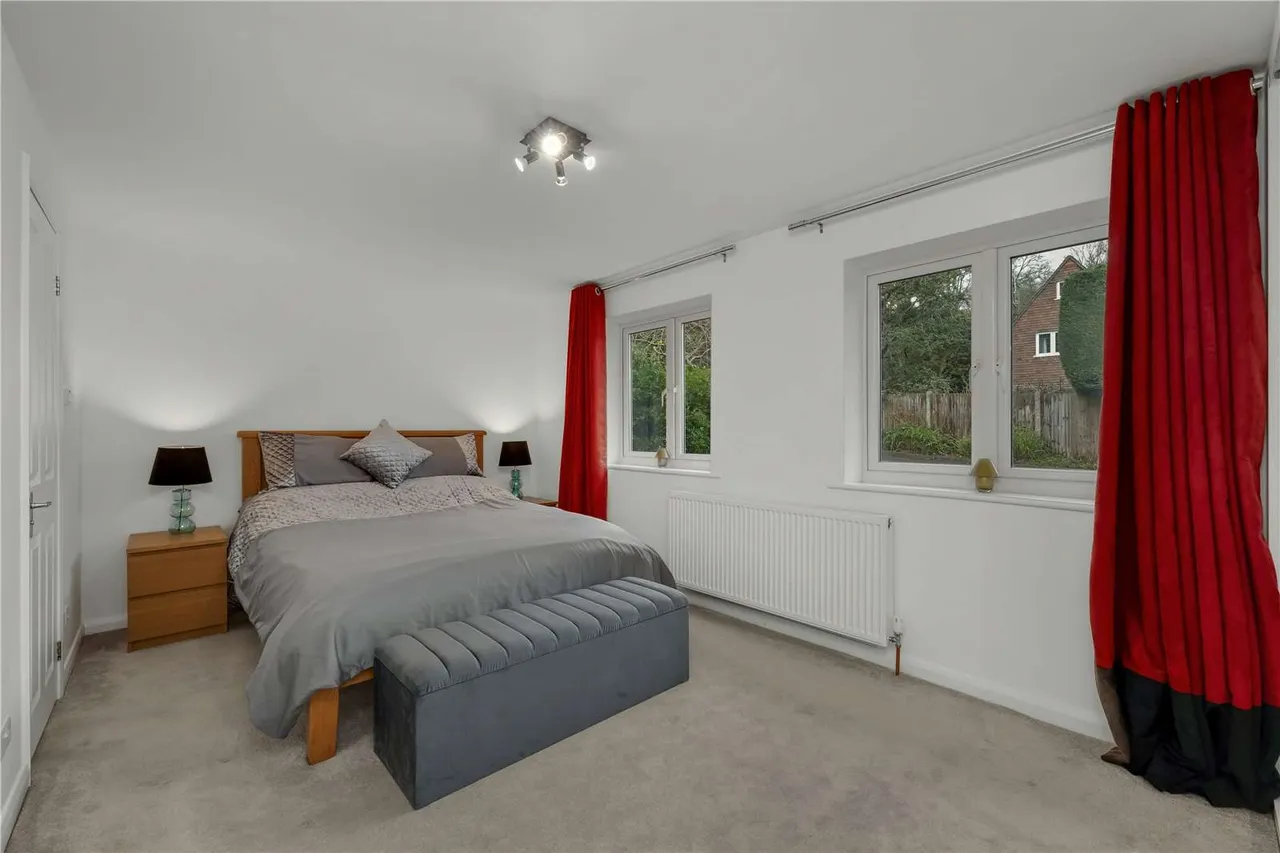 Greatwood Close, Ottershaw, Chertsey, Surrey, KT16 0RB, photo 9