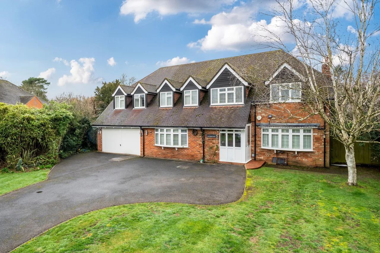Bulstrode Way, Gerrards Cross, SL9, photo 9