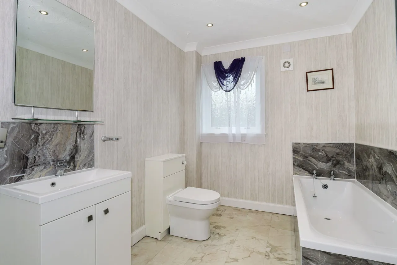 Maxwelltown Station Road, Dumfries, DG2, photo 18