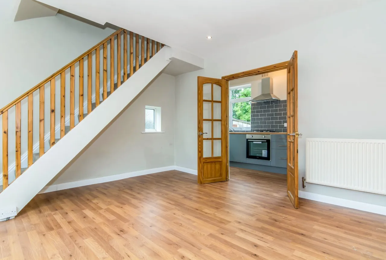 Sandileigh Avenue, Brinnington, SK5, photo 3