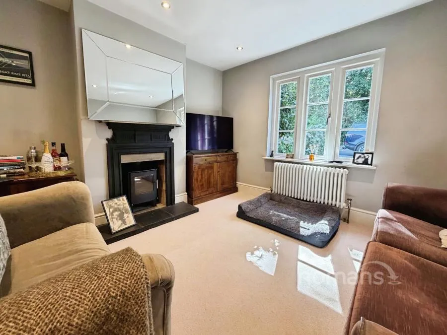 Wellington Avenue, Virginia Water, GU25, photo 4
