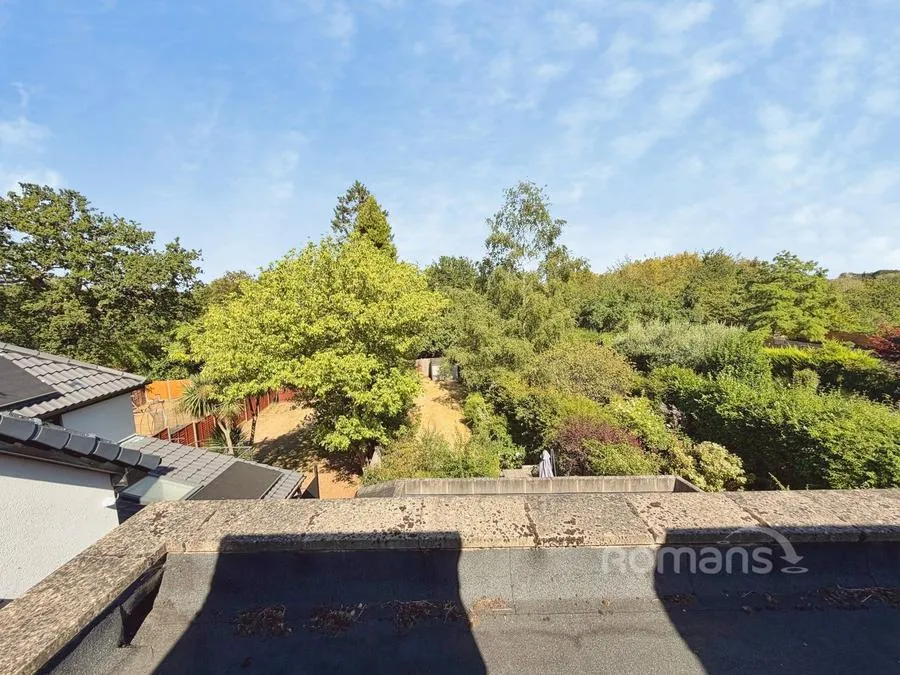 Wellington Avenue, Virginia Water, GU25, photo 25