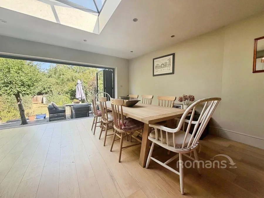 Wellington Avenue, Virginia Water, GU25, photo 14
