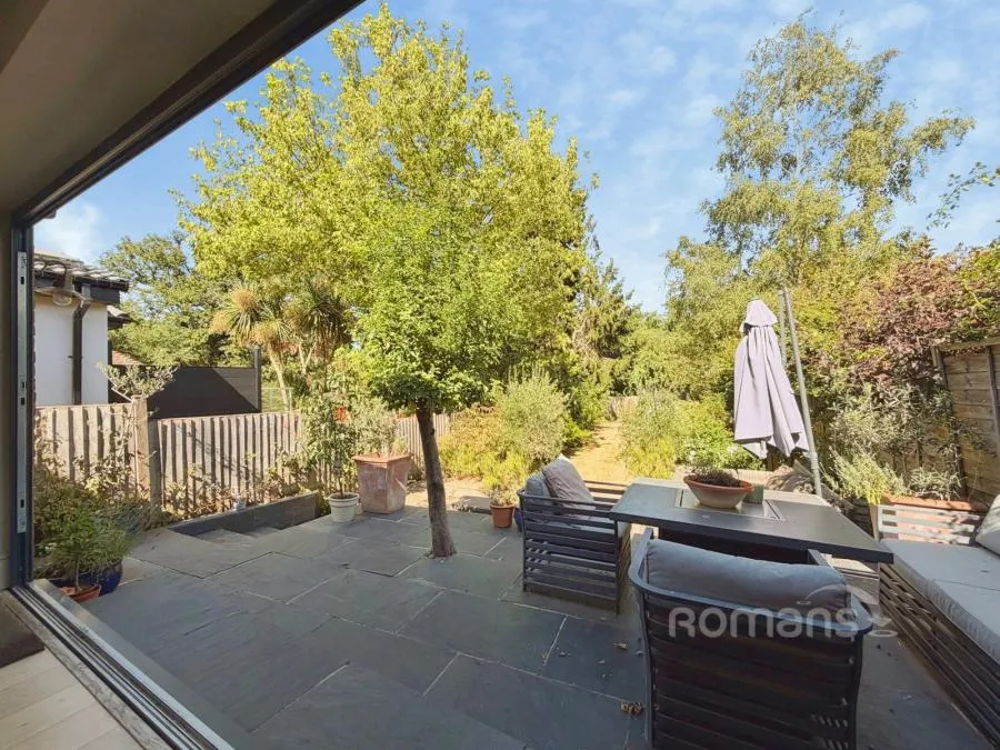 Wellington Avenue, Virginia Water, GU25, photo 11