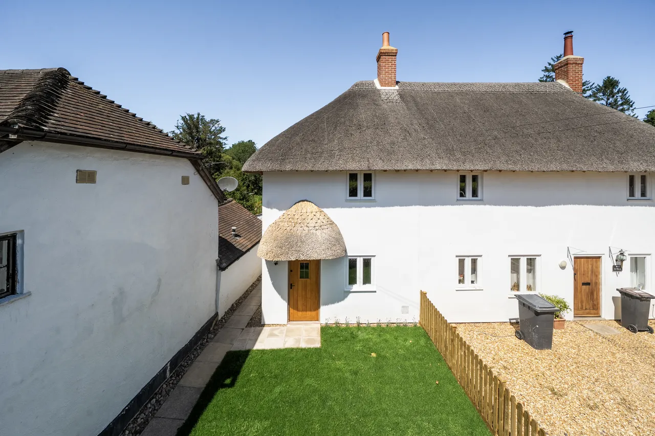 1 bed house for sale — High Street, Monxton, SP11