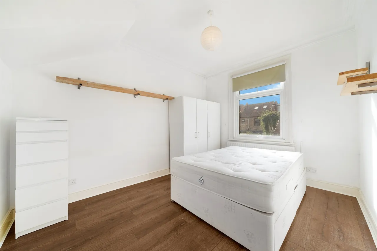Drayton Bridge Road, London, W7, photo 6