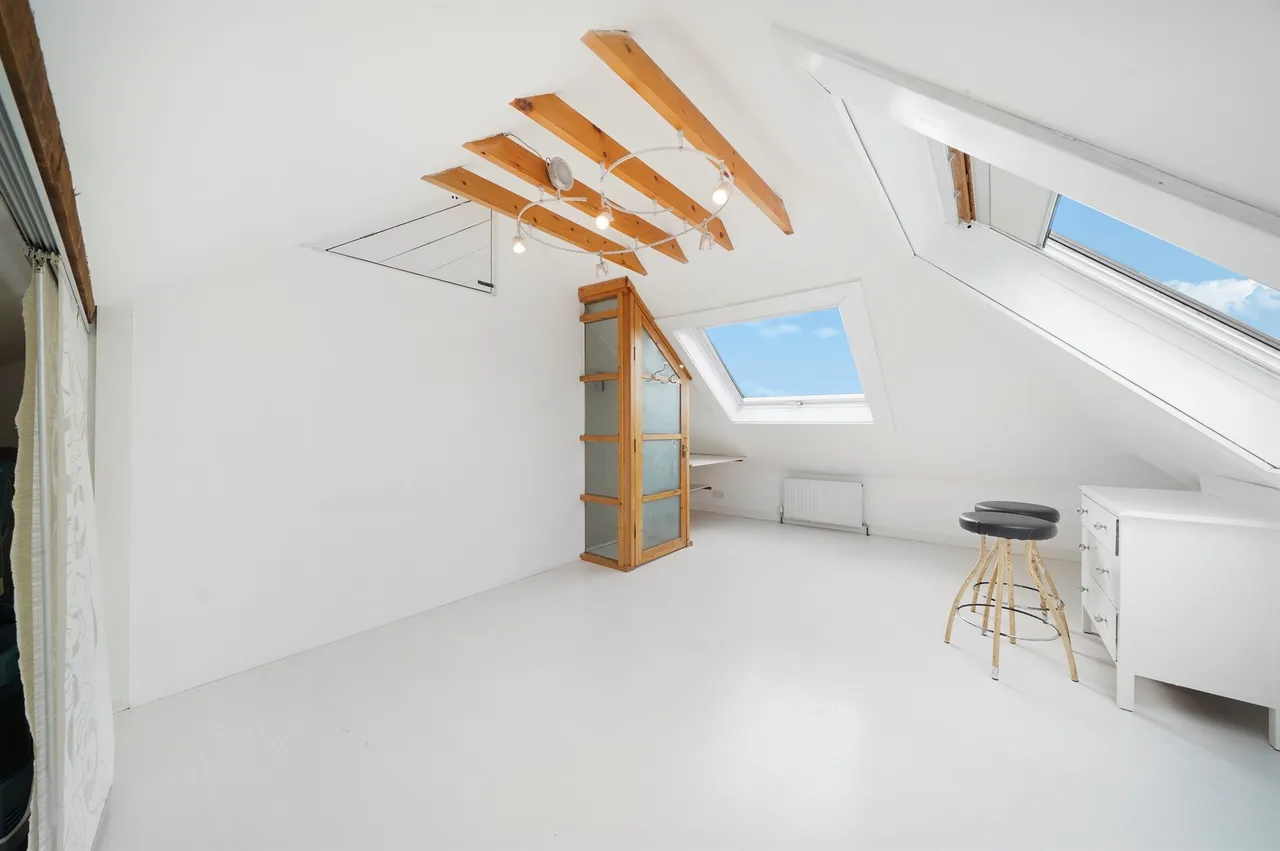 Drayton Bridge Road, London, W7, photo 4