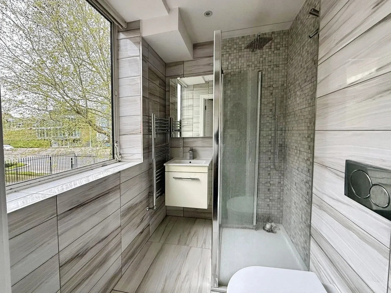 London Road, Bracknell, RG12, photo 13