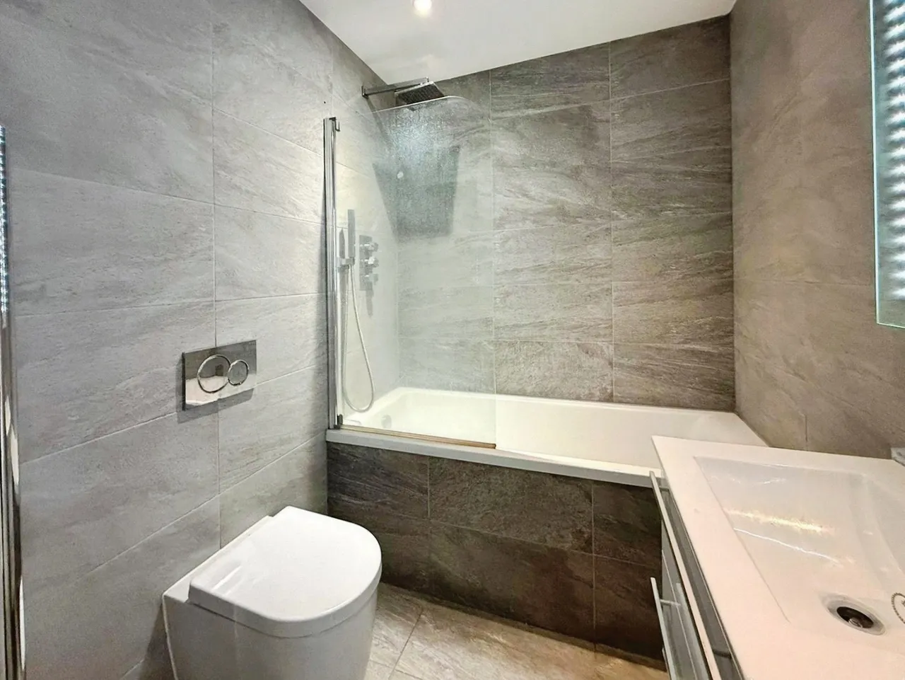 London Road, Bracknell, RG12, photo 11