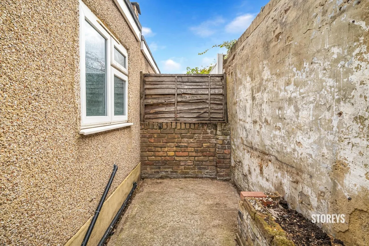 Tavistock Road, London, E15, photo 13