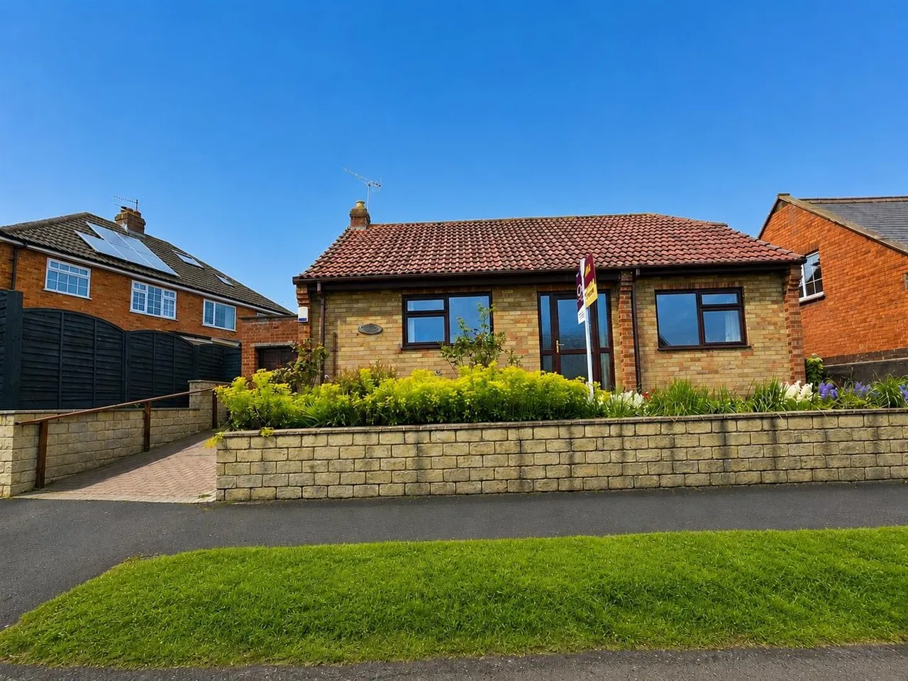 3 bed house for sale — Eastgate Seamer, Scarborough YO12 4RB
