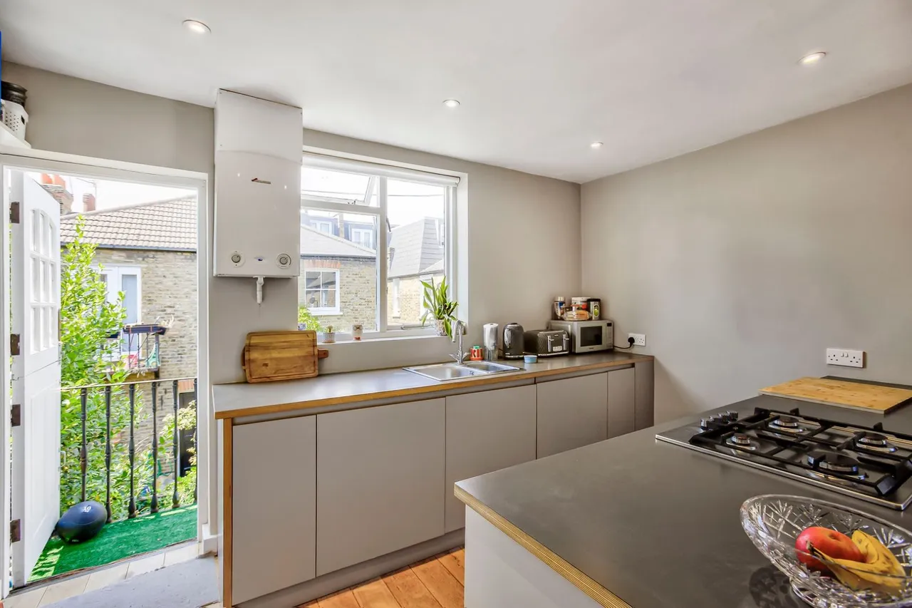 Blackett Street, Putney, London, SW15, photo 10