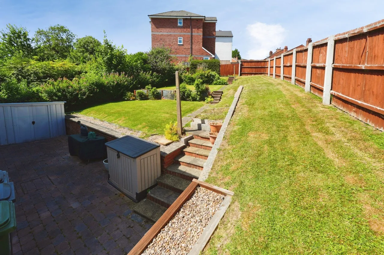 Sycamore Avenue, Redditch, B98, photo 4