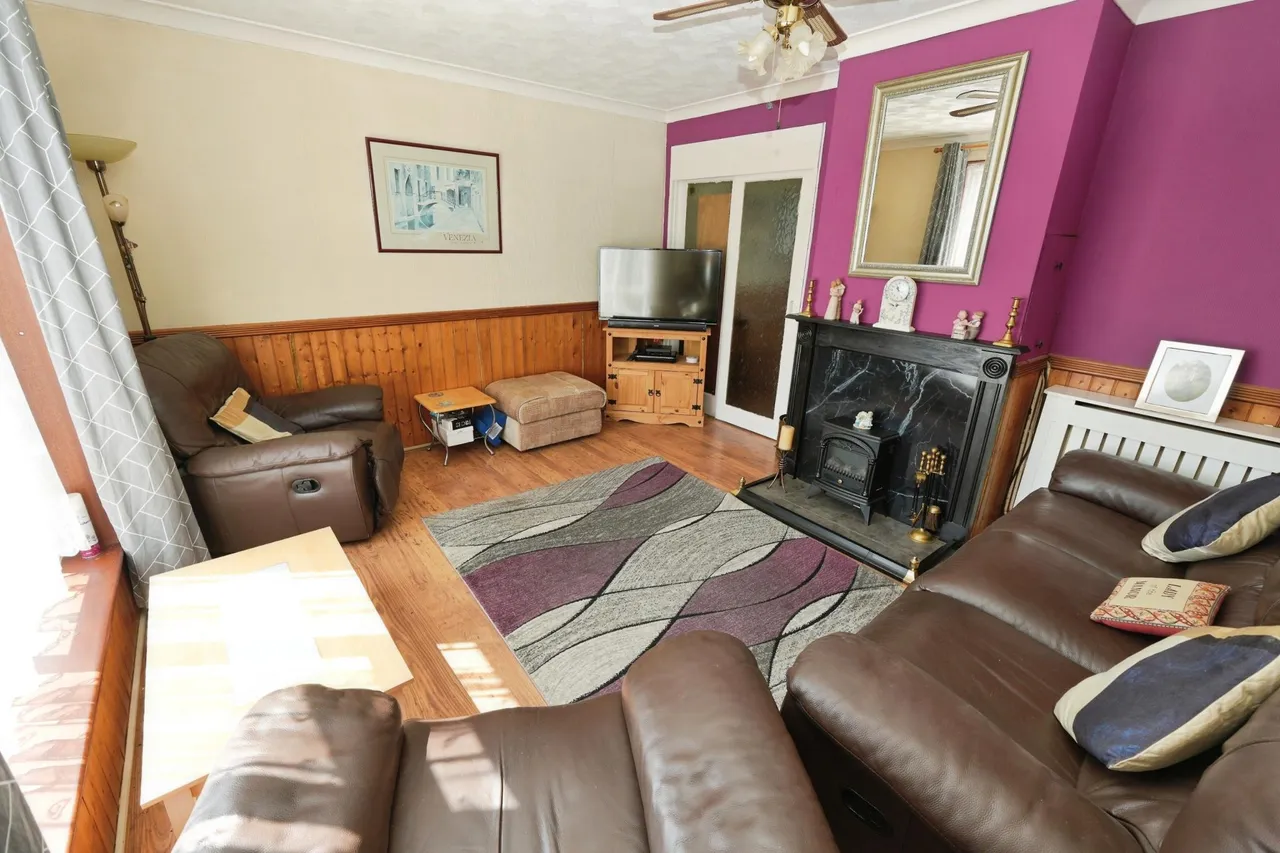 Sycamore Avenue, Redditch, B98, photo 2