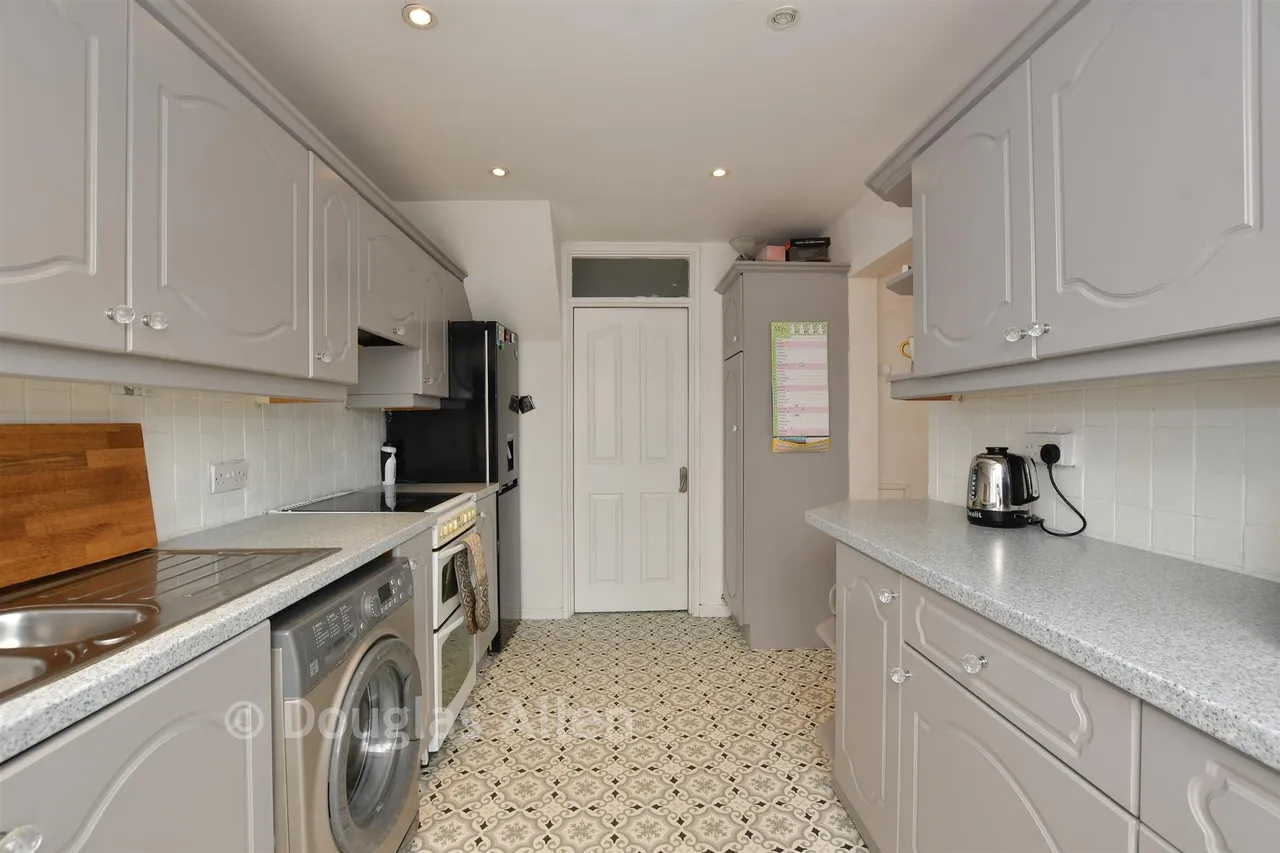 Dordells, Basildon, SS15, photo 2