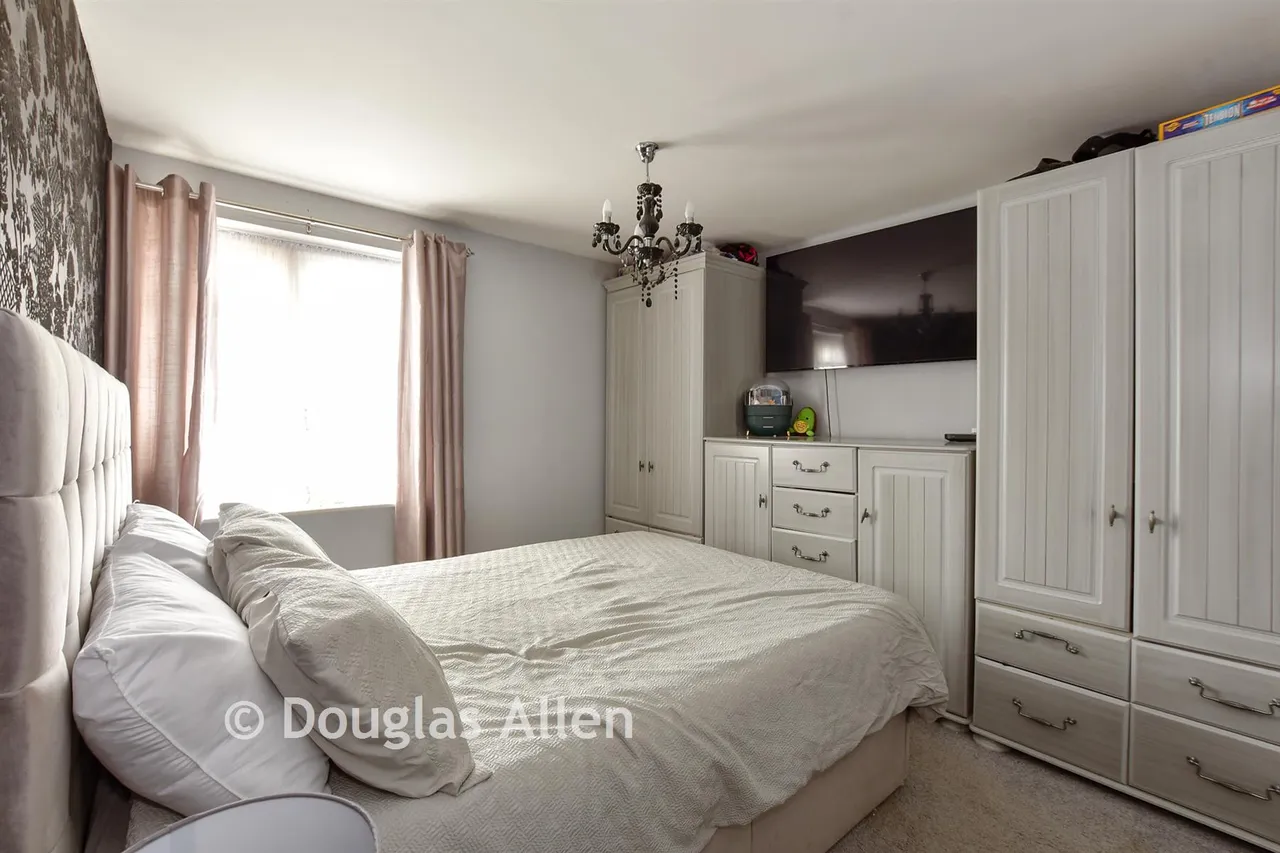 Dordells, Basildon, SS15, photo 11