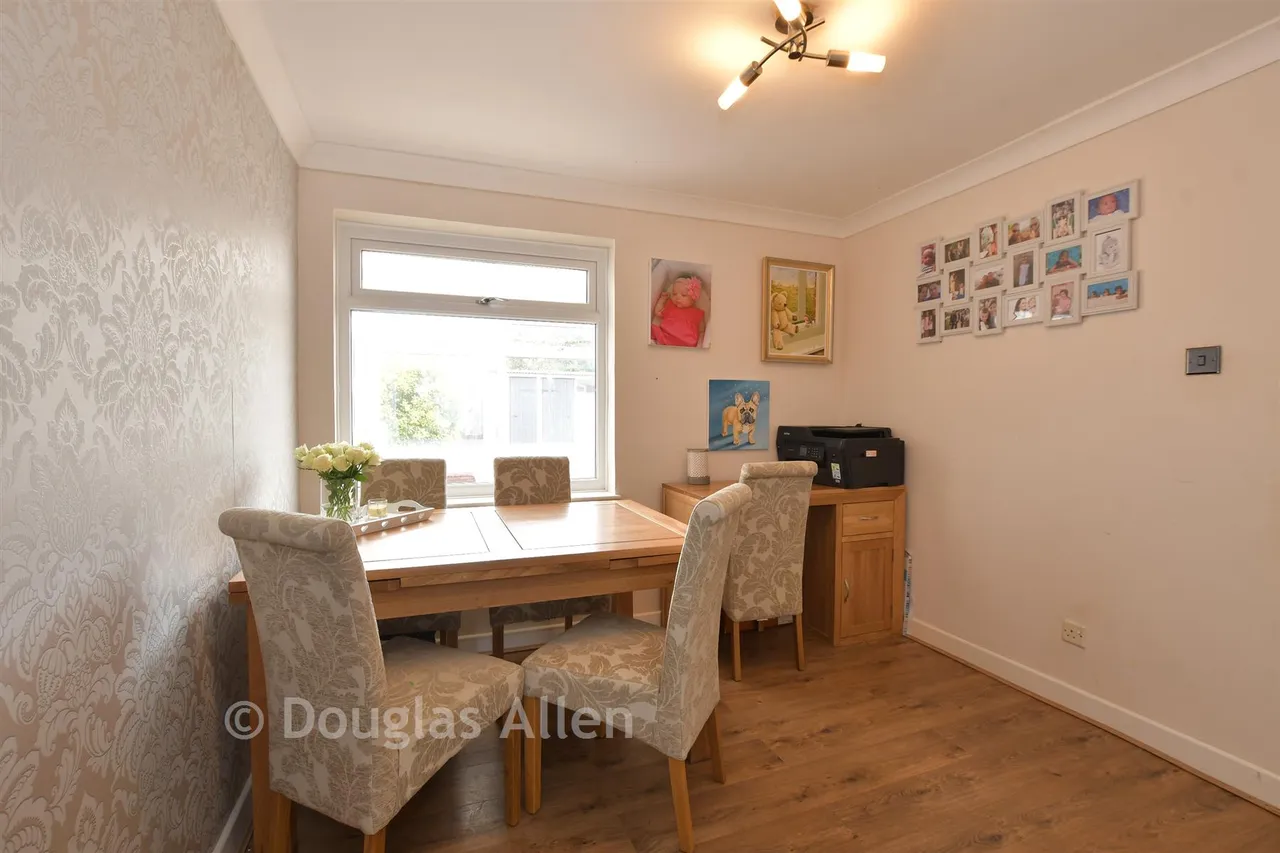 Dordells, Basildon, SS15, photo 6