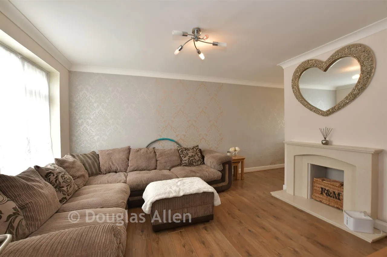 Dordells, Basildon, SS15, photo 3