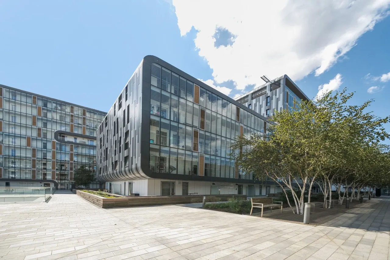 Love Lane, SE18, photo 20