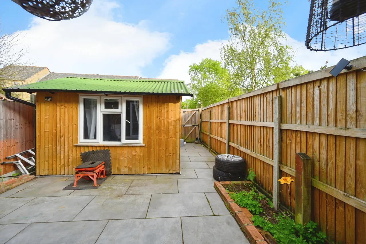 Haltside, Hatfield, AL10, photo 15