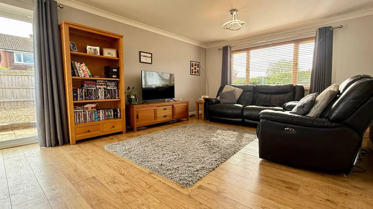 Waterside Close, Bourne, PE10, photo 13
