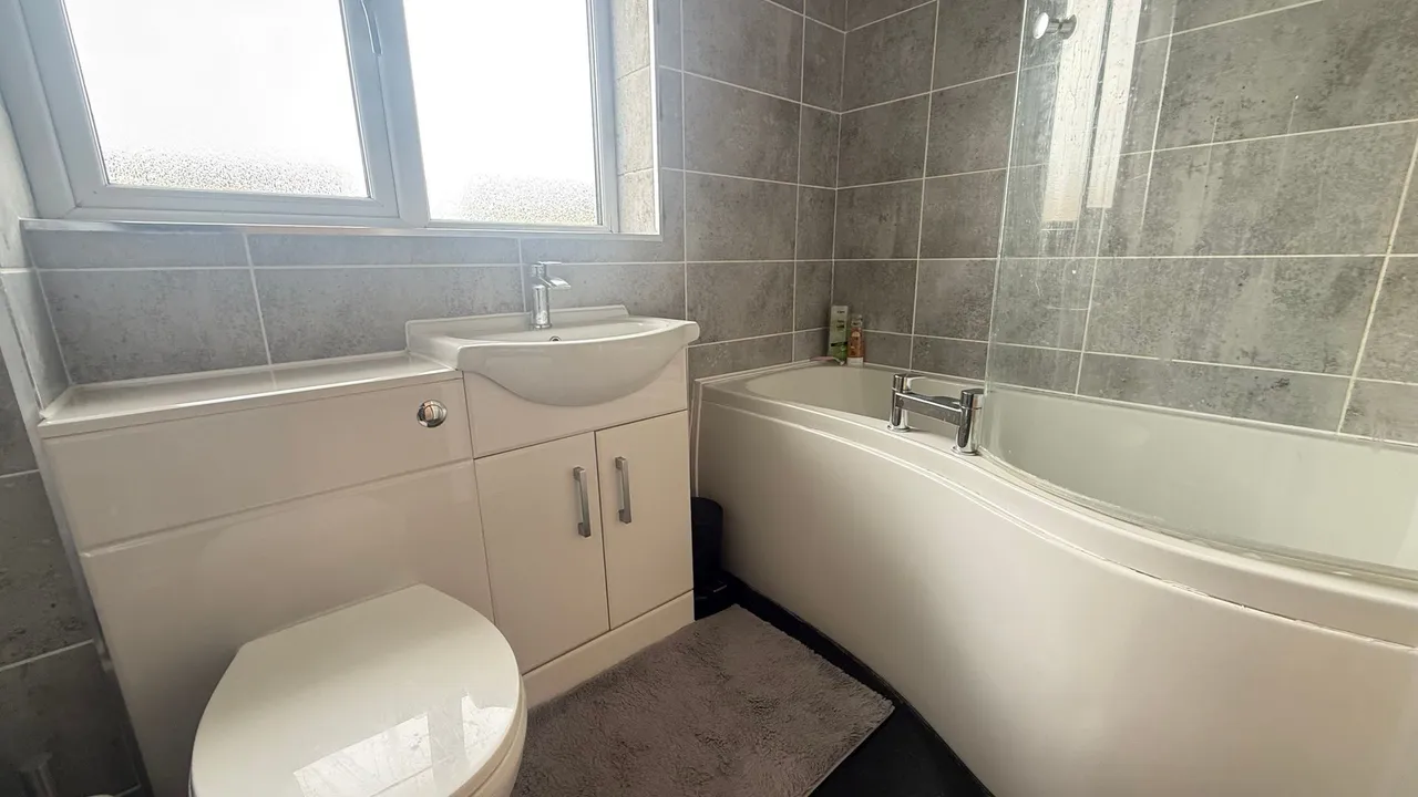 Waterside Close, Bourne, PE10, photo 30