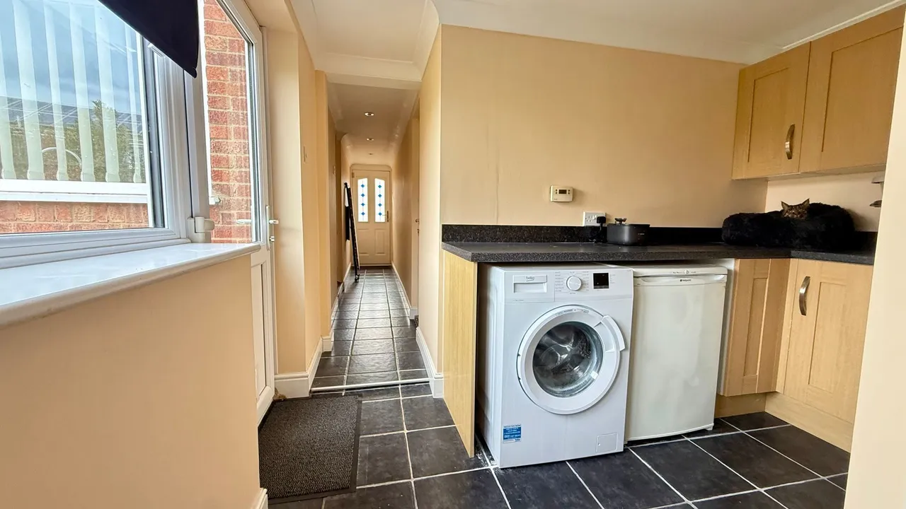 Waterside Close, Bourne, PE10, photo 16